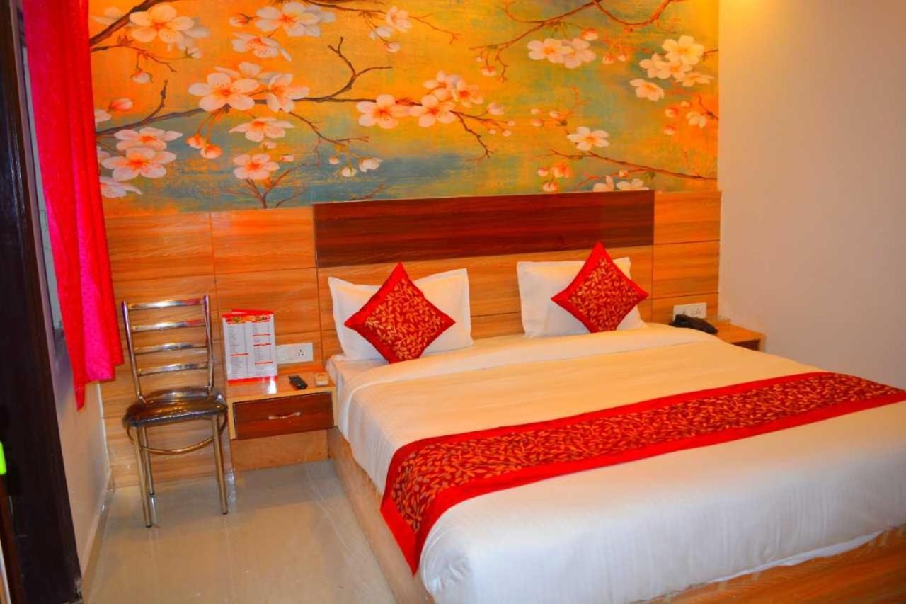 Hotel O Alpha Stay ニューデリー エクステリア 写真